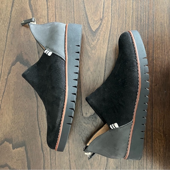 Dr. Scholl's Black Ankle Booties - Picture 11 of 16